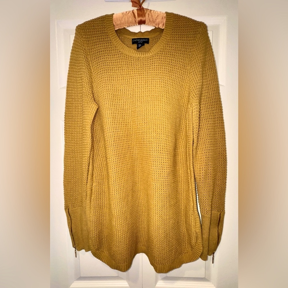Cynthia Rowley Active Mustard Yellow Knit Sweater – Women’s XL. EUC